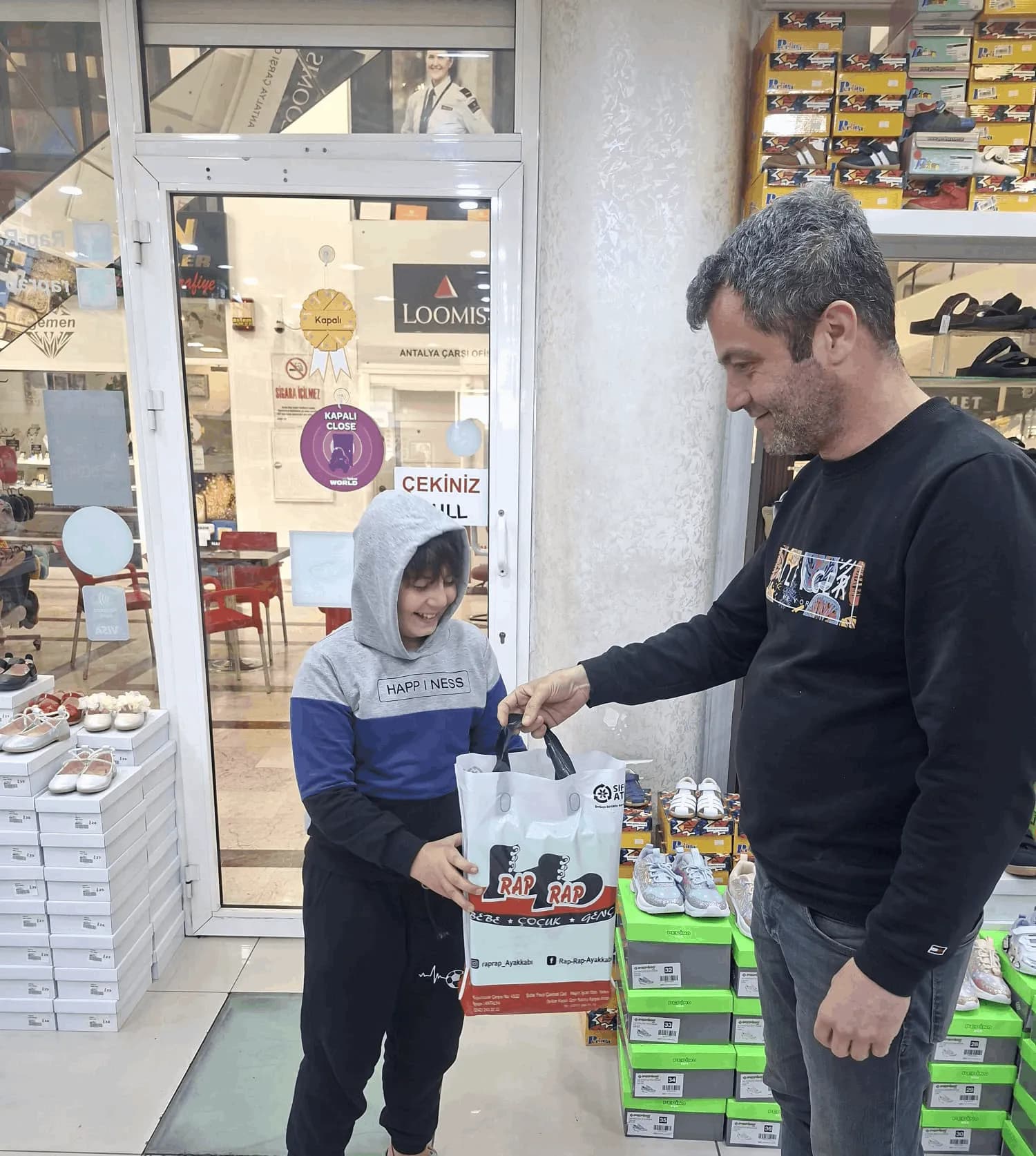 Mutlu Adımlar, Mutlu Aileler