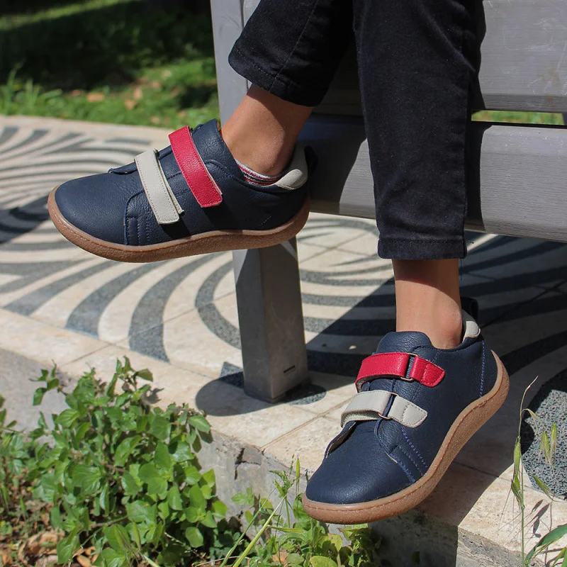 Lacivert Deri Ortopedik Çocuk Spor Ayakkabı