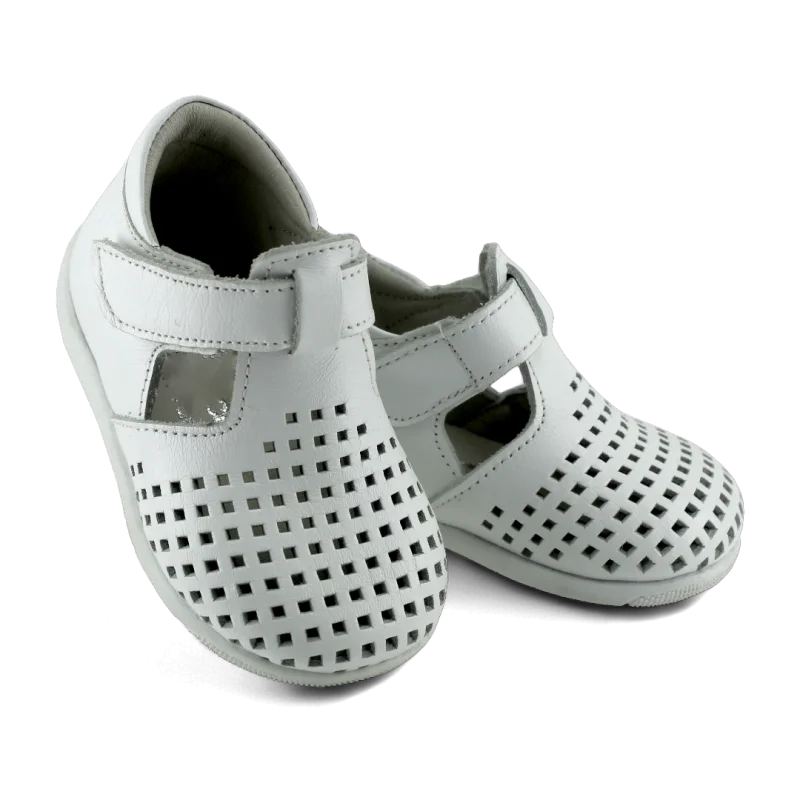 Beyaz Hakiki Deri Tam Ortopedik İlk Adım Ayakkabısı