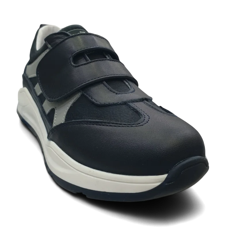 Siyah Tam Ortopedik Deri Çocuk Spor Ayakkabısı